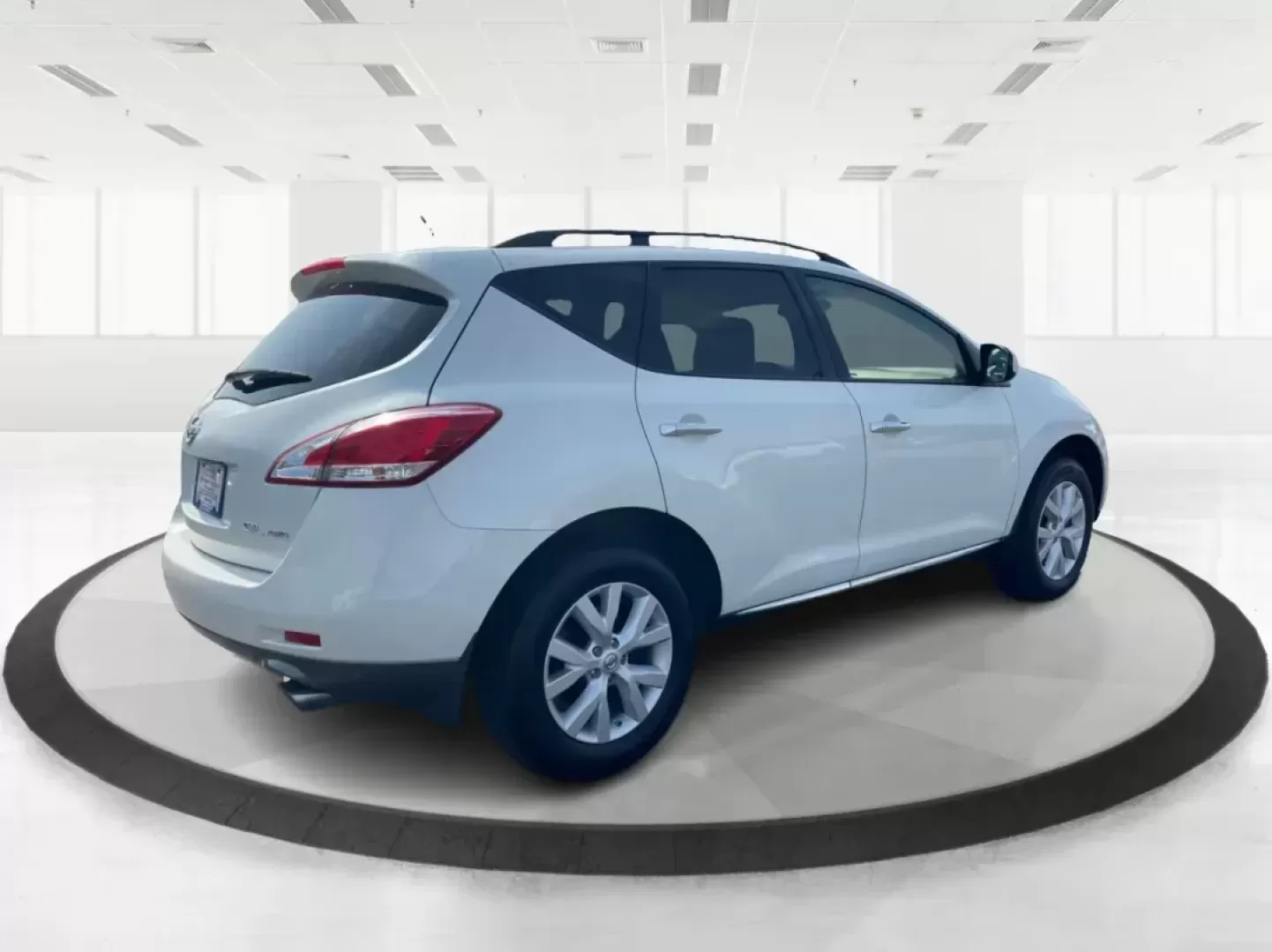 2012 Nissan Murano SL (JN8AZ1MW8CW) with an 3.5L V-6 DOHC engine, located at 4508 South Dixie Dr, Moraine, OH, 45439, (937) 908-9800, 39.689976, -84.218452 - Photo#2