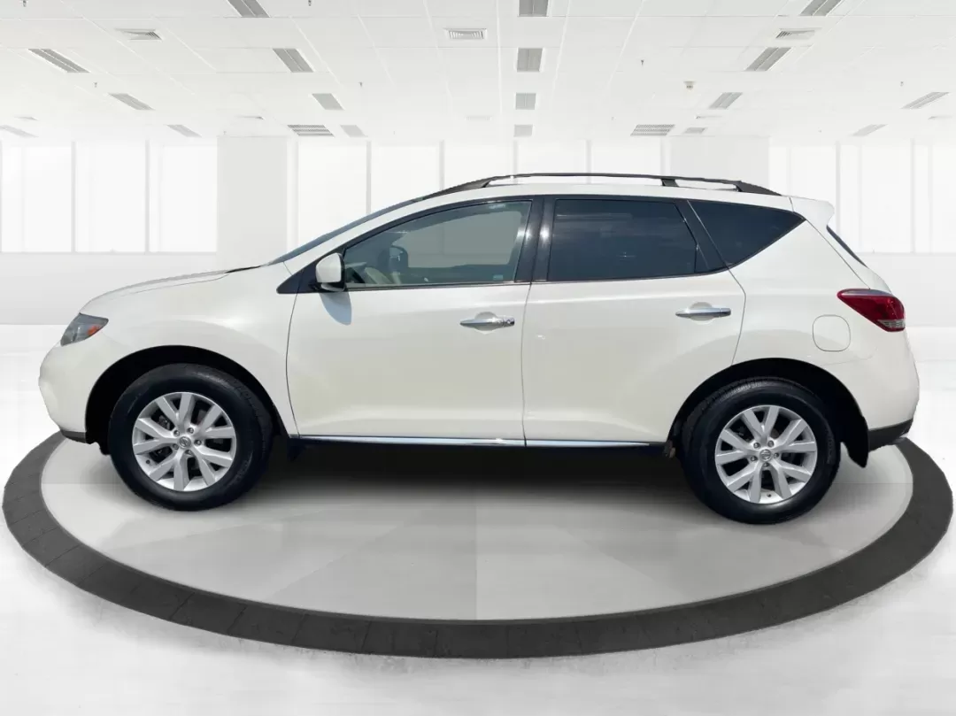 2012 Nissan Murano SL (JN8AZ1MW8CW) with an 3.5L V-6 DOHC engine, located at 4508 South Dixie Dr, Moraine, OH, 45439, (937) 908-9800, 39.689976, -84.218452 - Photo#5