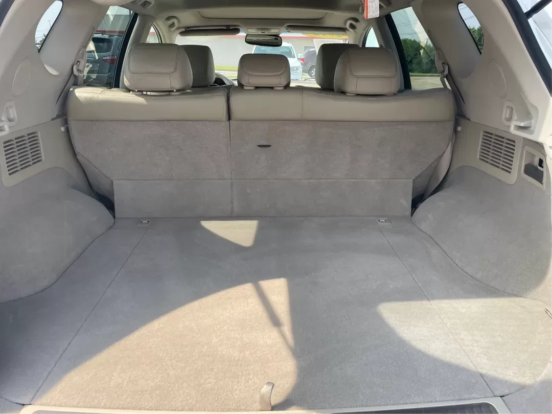 2012 Nissan Murano SL (JN8AZ1MW8CW) with an 3.5L V-6 DOHC engine, located at 4508 South Dixie Dr, Moraine, OH, 45439, (937) 908-9800, 39.689976, -84.218452 - Photo#11