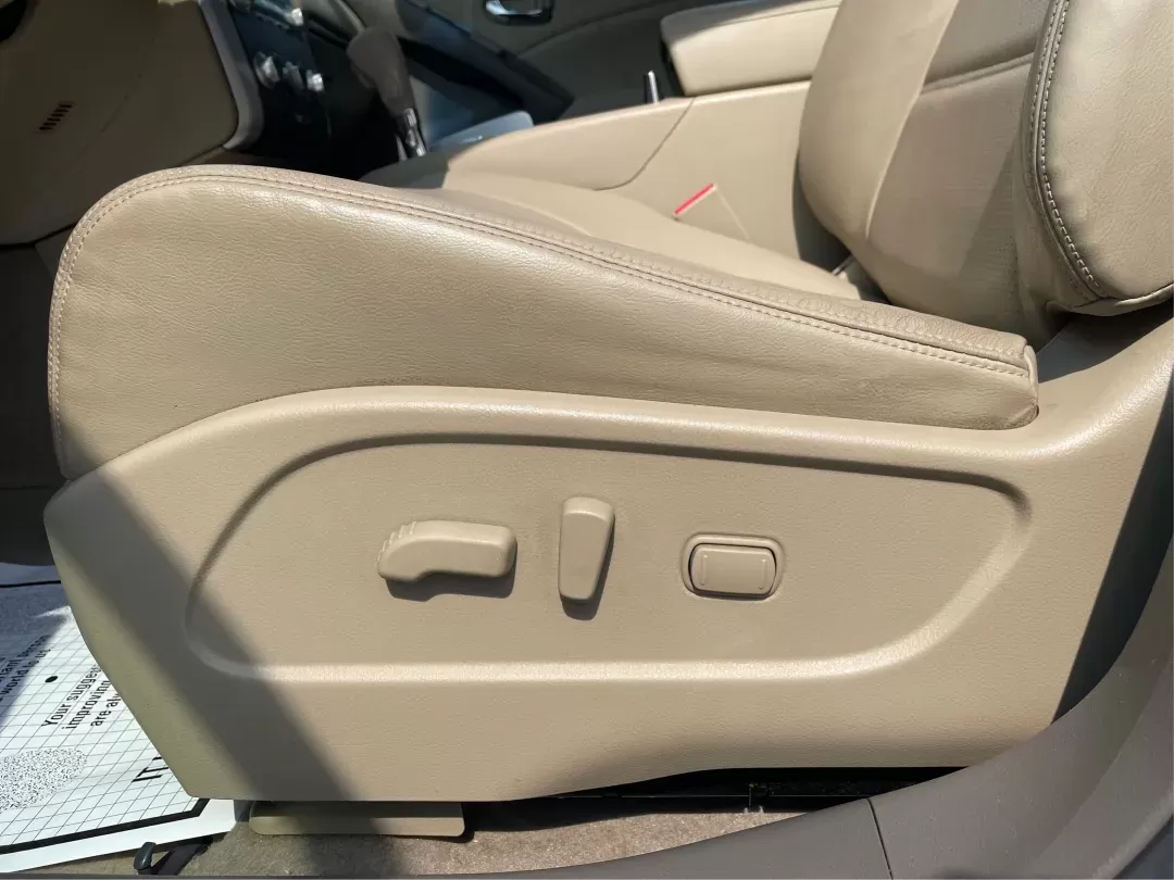 2012 Nissan Murano SL (JN8AZ1MW8CW) with an 3.5L V-6 DOHC engine, located at 4508 South Dixie Dr, Moraine, OH, 45439, (937) 908-9800, 39.689976, -84.218452 - Photo#17