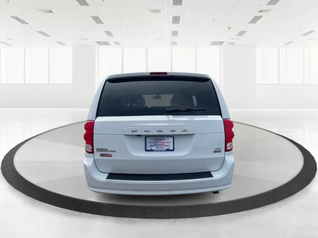 2019 Dodge Grand Caravan GT (2C4RDGEG7KR) with an Pentastar 3.6L V-6 DOHC engine, located at 1230 East Main St, Xenia, OH, 45385, (937) 908-9800, 39.688026, -83.910172 - Photo#3