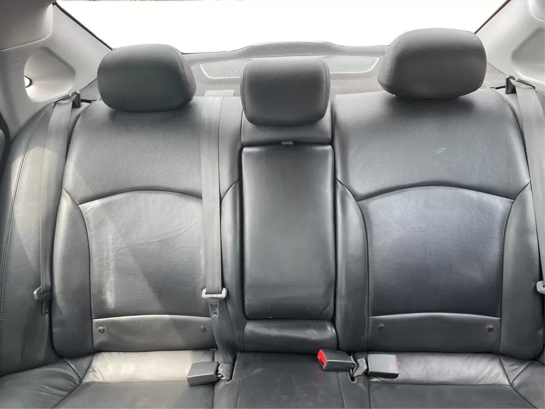 2012 Hyundai Sonata Limited (5NPEC4AC5CH) with an 2.4L I-4 gasoline direct injection engine, located at 1230 East Main St, Xenia, OH, 45385, (937) 908-9800, 39.688026, -83.910172 - One Owner - Photo#13