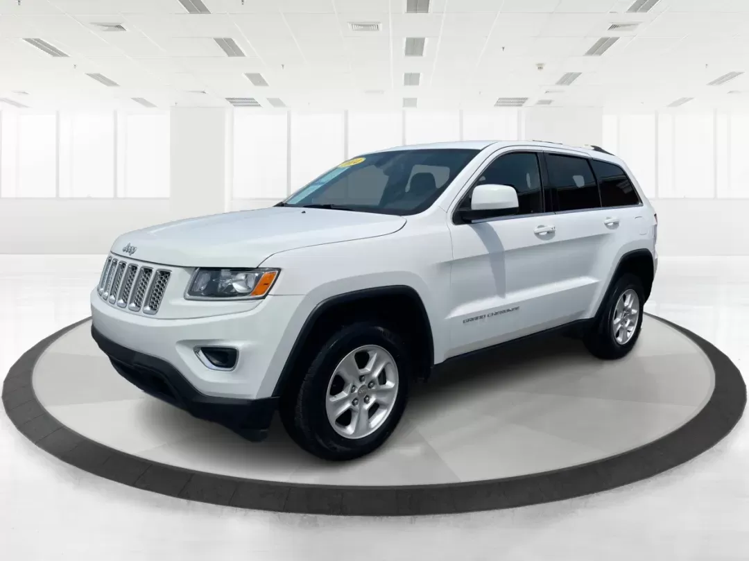 2014 Jeep Grand Cherokee Laredo (1C4RJFAGXEC) with an 3.6L V-6 DOHC engine, located at 880 E. National Road, Vandalia, OH, 45377, (937) 908-9800, 39.891918, -84.183594 - 2014 Jeep Grand Cherokee Laredo - Photo#7