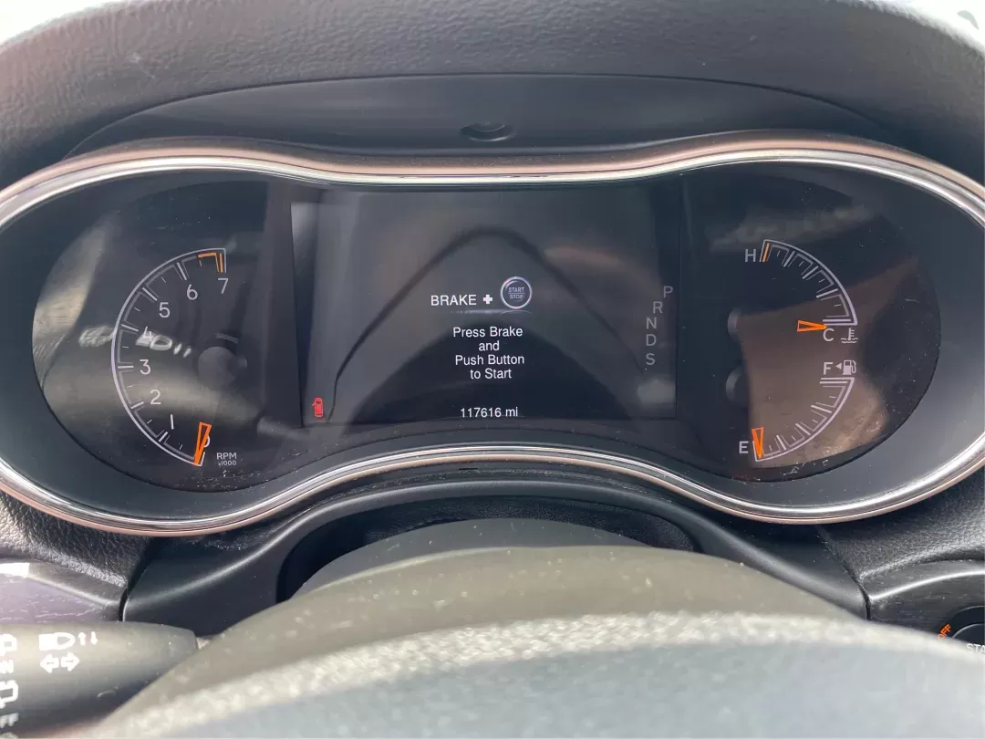 2014 Jeep Grand Cherokee Laredo (1C4RJFAGXEC) with an 3.6L V-6 DOHC engine, located at 880 E. National Road, Vandalia, OH, 45377, (937) 908-9800, 39.891918, -84.183594 - 2014 Jeep Grand Cherokee Laredo - Photo#14