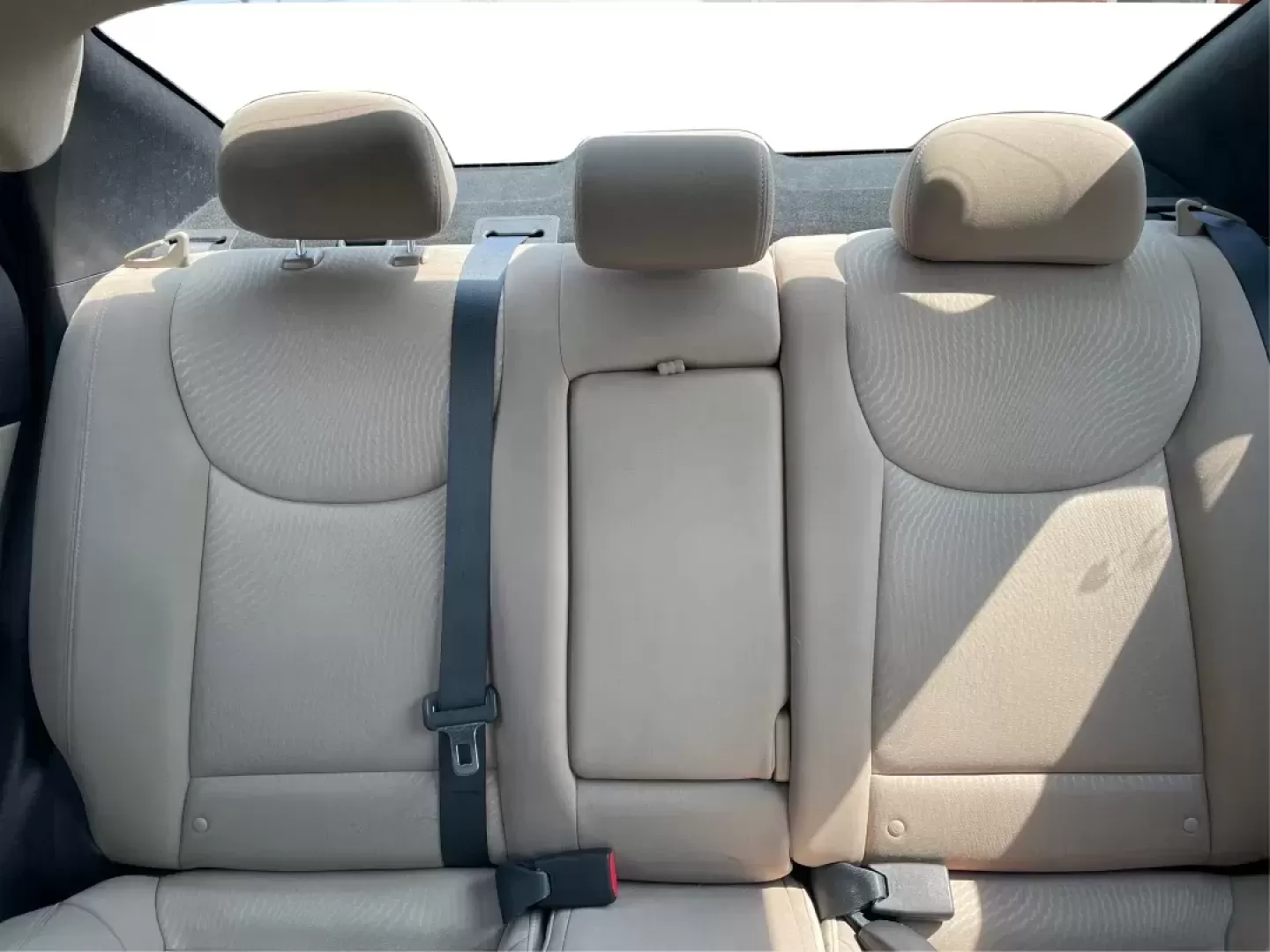 2016 Hyundai Elantra Value Edition (5NPDH4AE8GH) with an Nu 1.8L I-4 DOHC engine, located at 1099 N County Rd 25A, Troy, OH, 45373, (937) 908-9800, 40.057079, -84.212883 - 2016 Hyundai Elantra Value Edition - Photo#13
