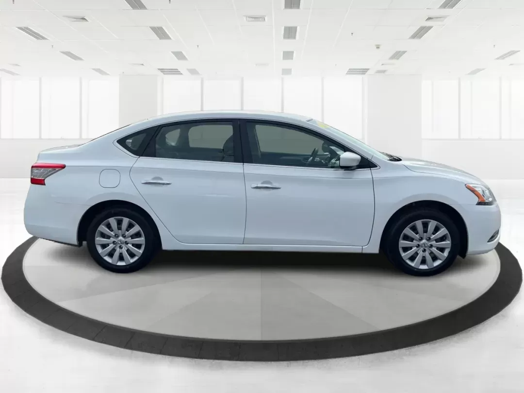 2014 Nissan Sentra S (3N1AB7AP8EL) with an 1.8L I-4 DOHC engine, located at 1951 S Dayton Lakeview Rd., New Carlisle, OH, 45344, (937) 908-9800, 39.890999, -84.050255 - 2014 Nissan Sentra S - Photo#1