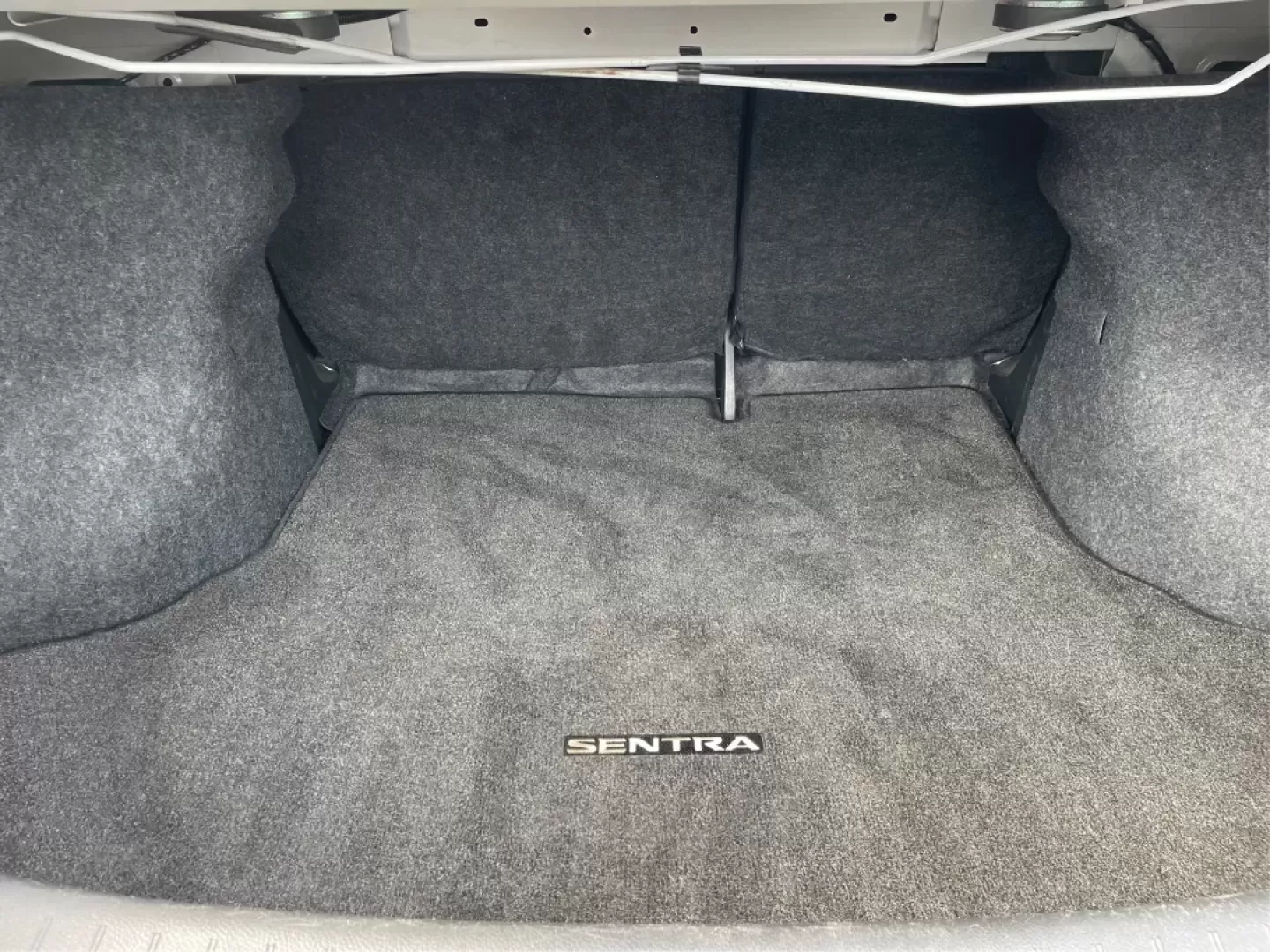 2014 Nissan Sentra S (3N1AB7AP8EL) with an 1.8L I-4 DOHC engine, located at 1951 S Dayton Lakeview Rd., New Carlisle, OH, 45344, (937) 908-9800, 39.890999, -84.050255 - 2014 Nissan Sentra S - Photo#11