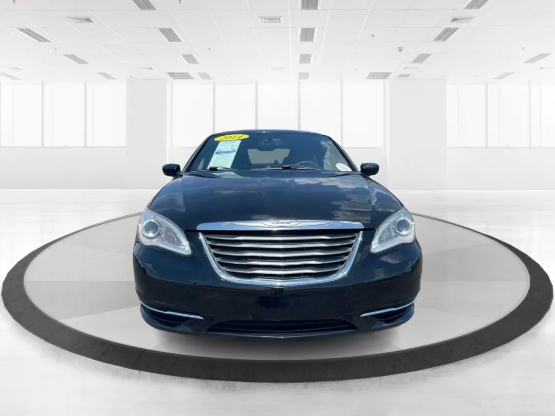 2014 Chrysler 200 LX (1C3CCBAG7EN) with an Other engine, located at 880 E. National Road, Vandalia, OH, 45377, (937) 908-9800, 39.891918, -84.183594 - Photo#7