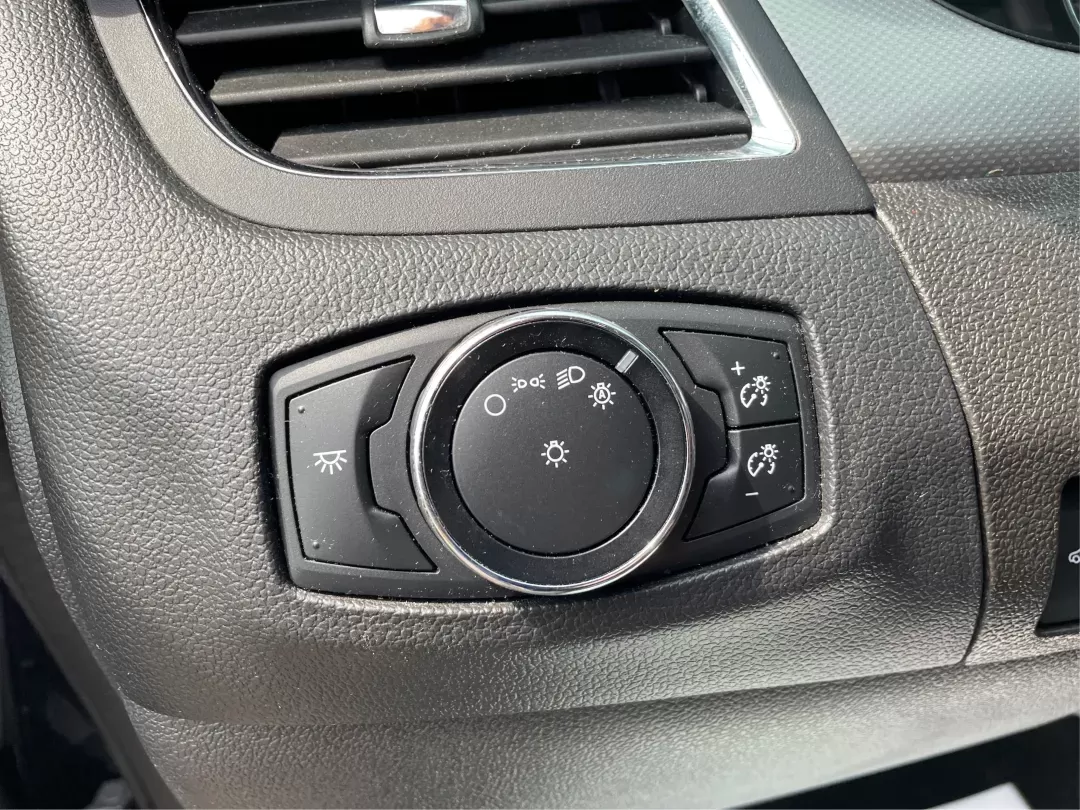 2014 Ford Edge SEL (2FMDK3JC2EB) with an Other engine, located at 1951 S Dayton Lakeview Rd., New Carlisle, OH, 45344, (937) 908-9800, 39.890999, -84.050255 - 2014 Ford Edge SEL - Photo#16