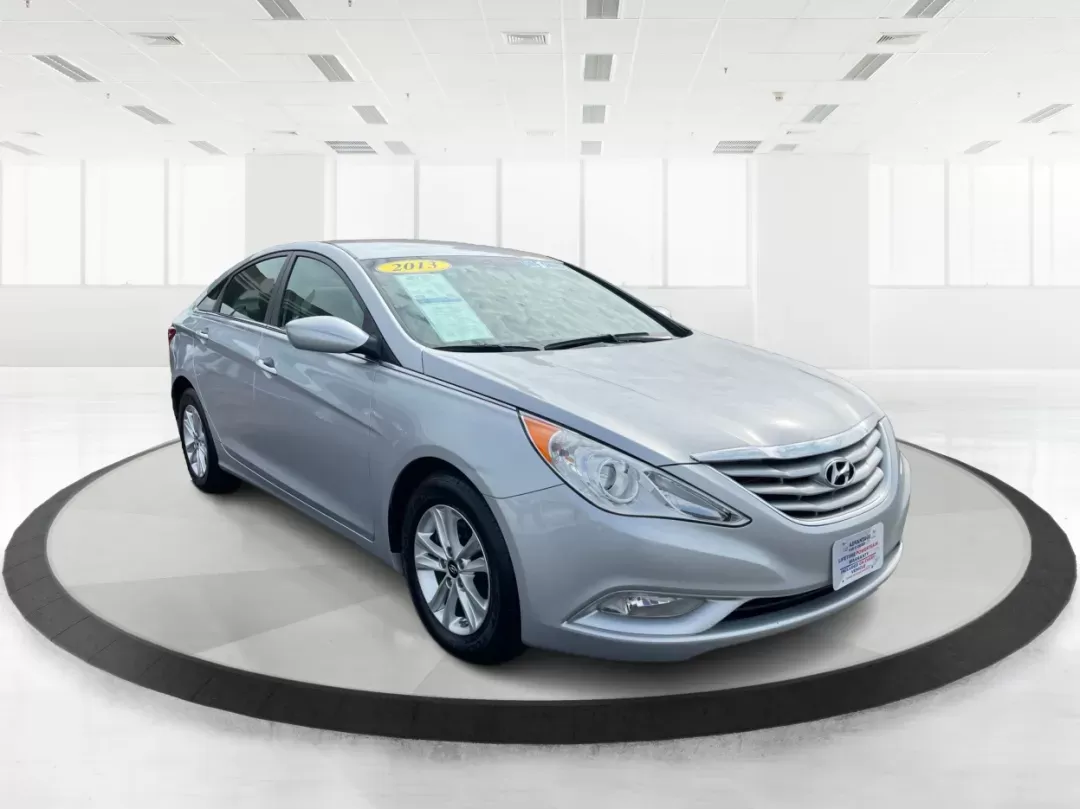2013 Hyundai Sonata GLS (5NPEB4AC1DH) with an 2.4L I-4 gasoline direct injection engine, located at 8750 N County Rd 25A, Piqua, OH, 45356, (937) 908-9800, 40.164391, -84.232513 - Photo#0