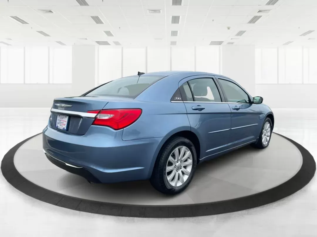 2011 Chrysler 200 Touring (1C3BC1FG5BN) with an Other engine, located at 1099 N County Rd 25A , Troy, OH, 45373, (937) 908-9800, 40.057079, -84.212883 - Photo#2