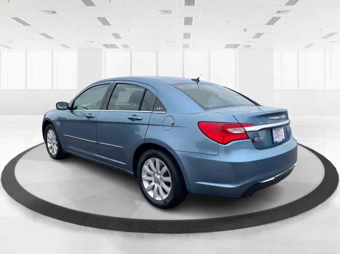 2011 Chrysler 200 Touring (1C3BC1FG5BN) with an Other engine, located at 1099 N County Rd 25A , Troy, OH, 45373, (937) 908-9800, 40.057079, -84.212883 - Photo#4