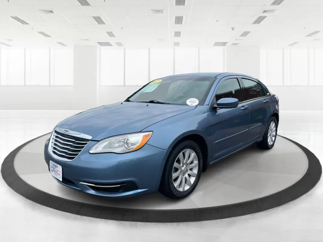 2011 Chrysler 200 Touring (1C3BC1FG5BN) with an Other engine, located at 1099 N County Rd 25A , Troy, OH, 45373, (937) 908-9800, 40.057079, -84.212883 - Photo#7
