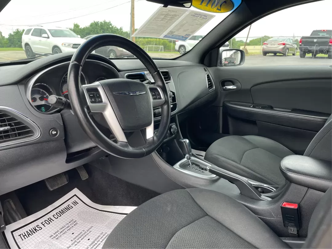 2011 Chrysler 200 Touring (1C3BC1FG5BN) with an Other engine, located at 1099 N County Rd 25A , Troy, OH, 45373, (937) 908-9800, 40.057079, -84.212883 - Photo#8
