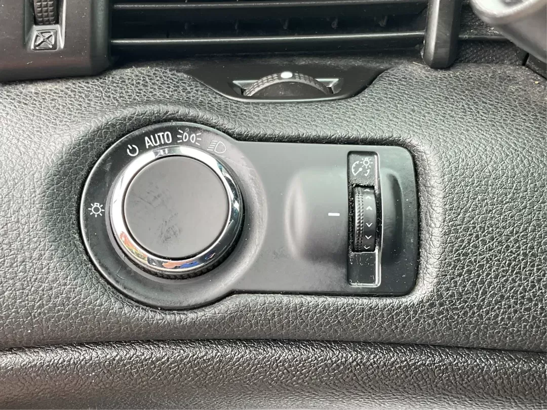2015 Chevrolet Malibu 1LT (1G11C5SL0FF) with an ECOTEC 2.5L I-4 gasoline direct injection engine, located at 1230 East Main St, Xenia, OH, 45385, (937) 908-9800, 39.688026, -83.910172 - **Adventure Awaits with the 2015 Chevrolet Malibu 1LT: Your Perfect Companion for Everyday Journeys!**<br /> <br /> Are you searching for a stylish and reliable sedan that fits seamlessly into your busy lifestyle? Look no further than this 2015 Chevrolet Malibu 1LT, available now at Advantage Car an - Photo#16