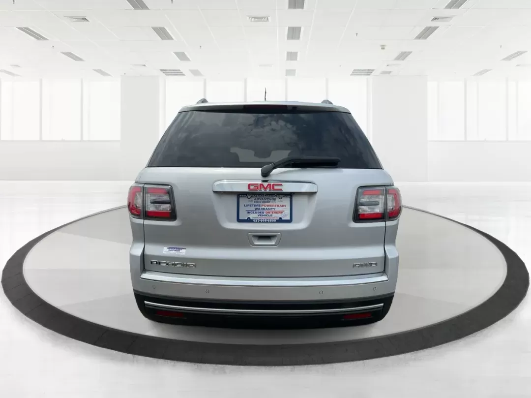 2016 GMC Acadia SLT-1 (1GKKVRKD0GJ) with an 3.6L V-6 gasoline direct injection engine, located at 880 E. National Road, Vandalia, OH, 45377, (937) 908-9800, 39.891918, -84.183594 - Photo#3