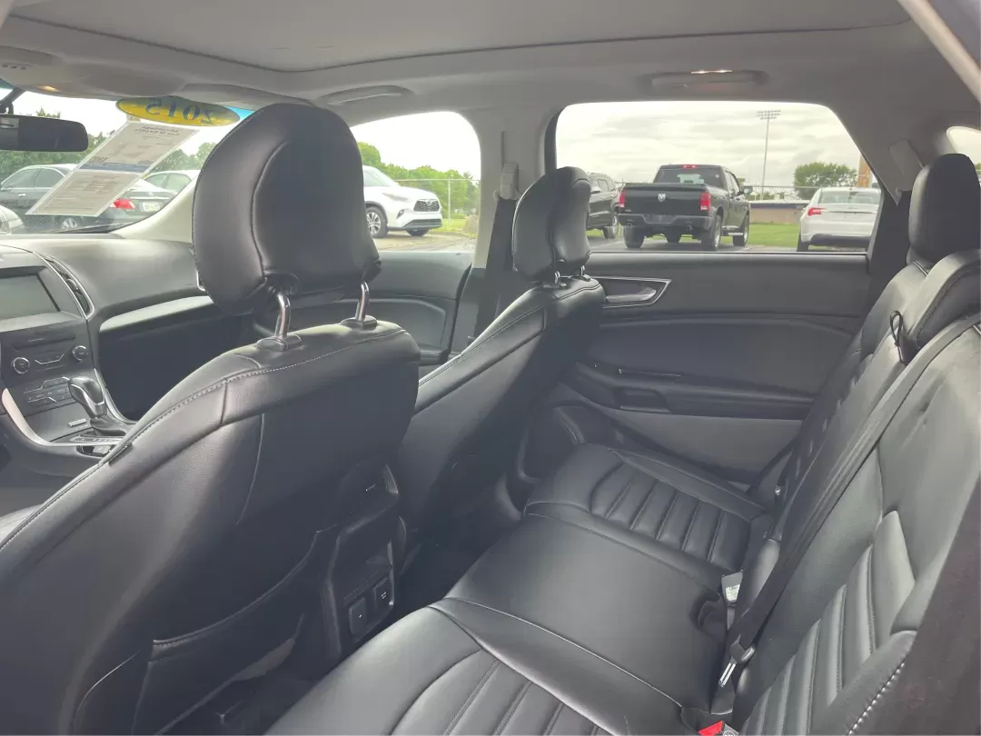 2015 Ford Edge SEL (2FMTK4J8XFB) with an Other engine, located at 8750 N County Rd 25A, Piqua, OH, 45356, (937) 908-9800, 40.164391, -84.232513 - **Discover Your Next Adventure with the 2015 Ford Edge SEL at Advantage Car and Credit in Fairborn, OH!**<br /> <br /> Are you looking for a versatile SUV that perfectly matches your active lifestyle? Whether you're navigating the bustling streets of Fairborn or planning a weekend getaway, the 2015 - Photo#9