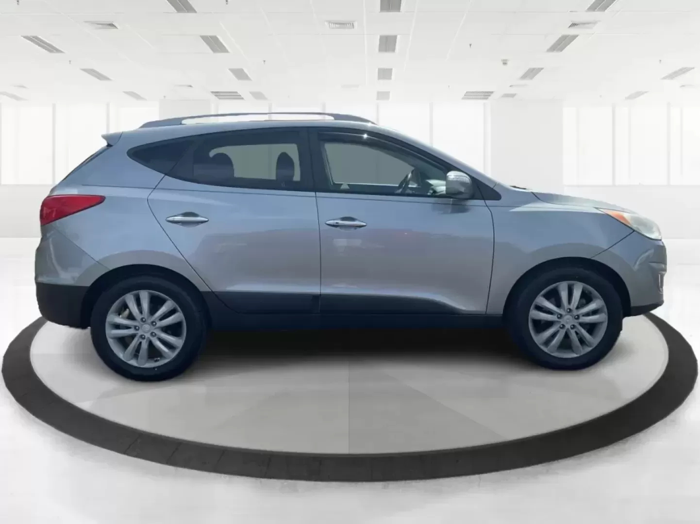 2013 Hyundai Tucson Limited (KM8JUCAC4DU) with an Other engine, located at 1184 Kauffman Ave, Fairborn, OH, 45324, (937) 908-9800, 39.807072, -84.030914 - 2013 Hyundai Tucson Limited - Photo#1