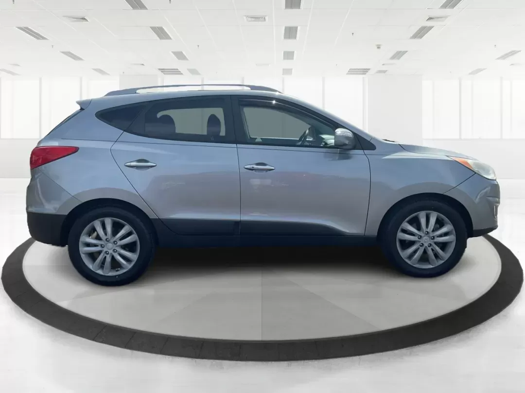 2013 Hyundai Tucson Limited (KM8JUCAC4DU) with an Other engine, located at 1184 Kauffman Ave, Fairborn, OH, 45324, (937) 908-9800, 39.807072, -84.030914 - Photo#1