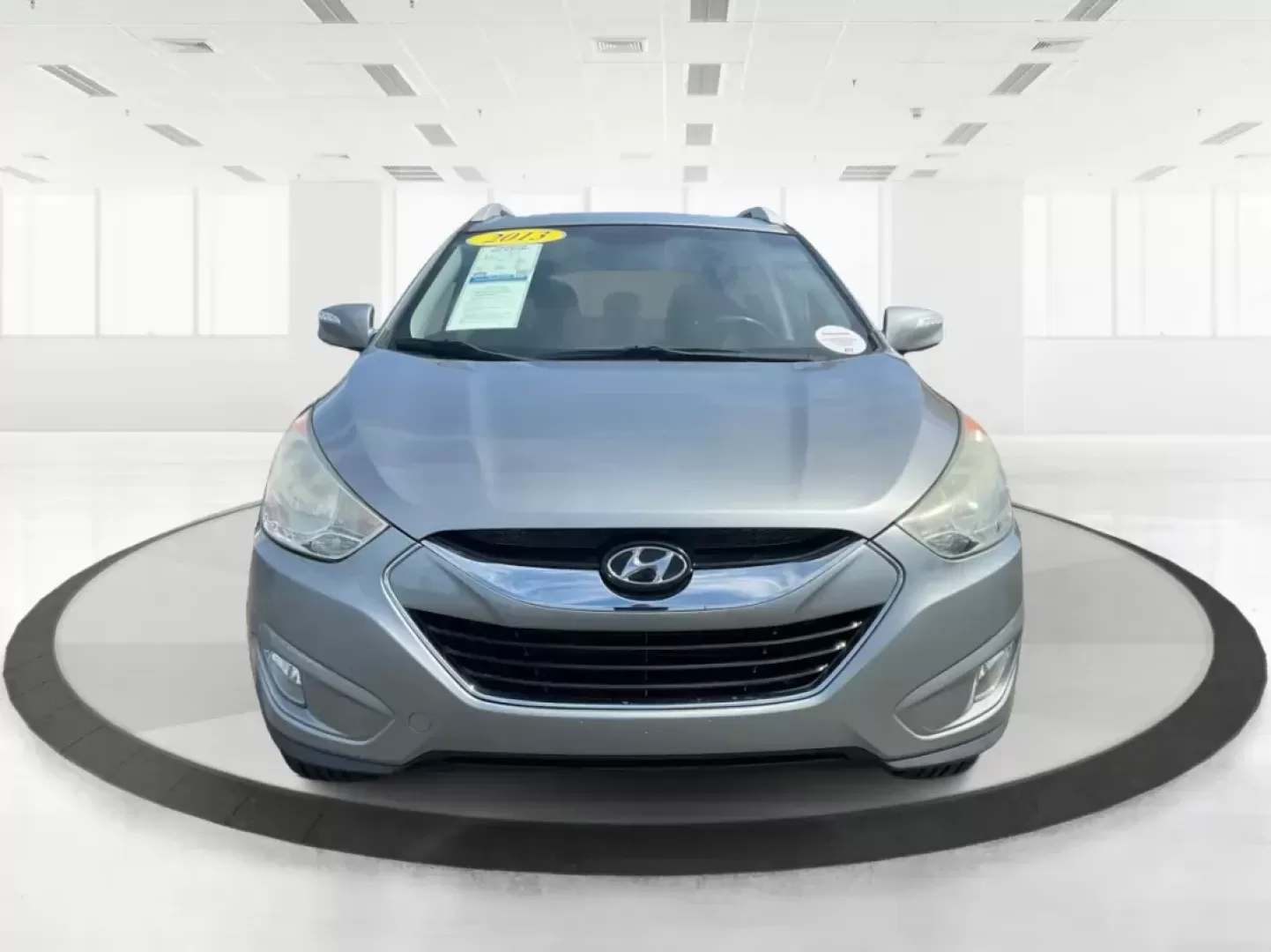 2013 Hyundai Tucson Limited (KM8JUCAC4DU) with an Other engine, located at 1184 Kauffman Ave, Fairborn, OH, 45324, (937) 908-9800, 39.807072, -84.030914 - 2013 Hyundai Tucson Limited - Photo#6