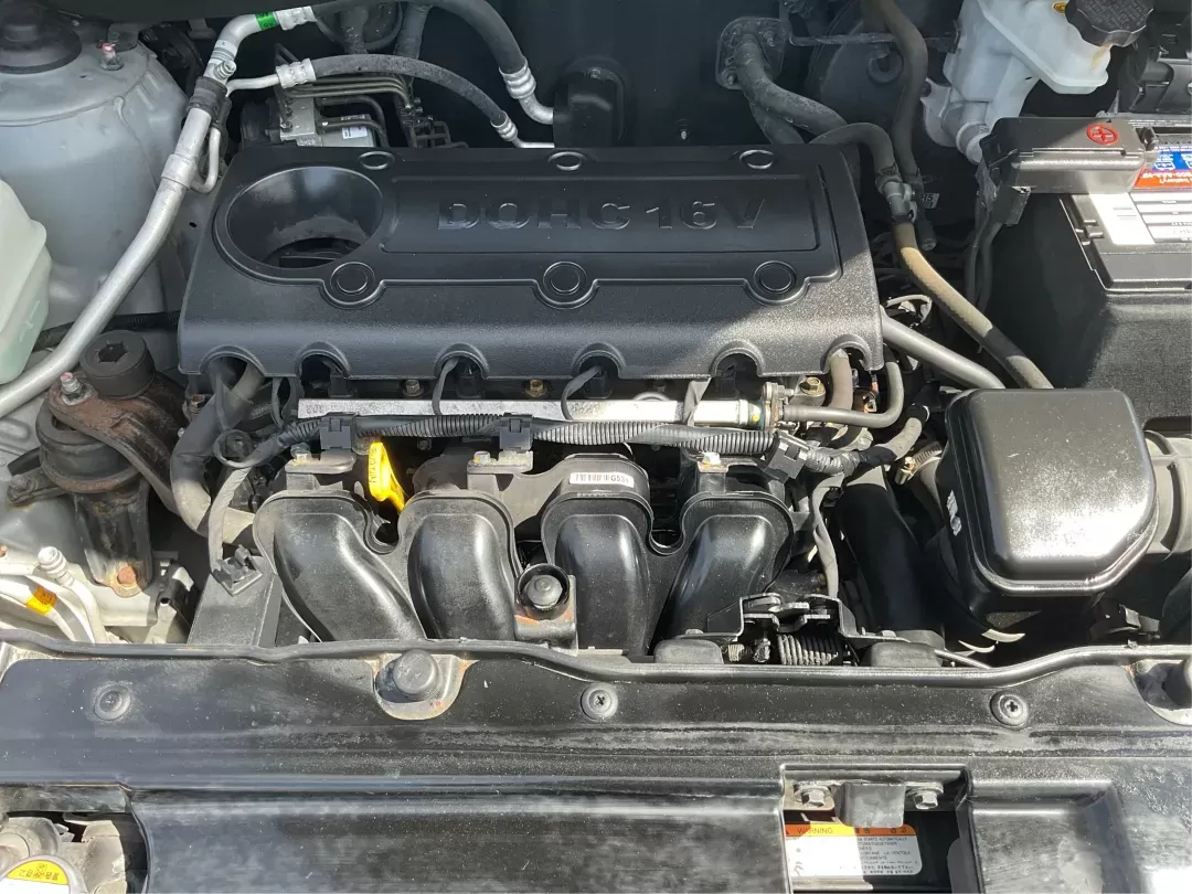 2013 Hyundai Tucson Limited (KM8JUCAC4DU) with an Other engine, located at 1184 Kauffman Ave, Fairborn, OH, 45324, (937) 908-9800, 39.807072, -84.030914 - Photo#10