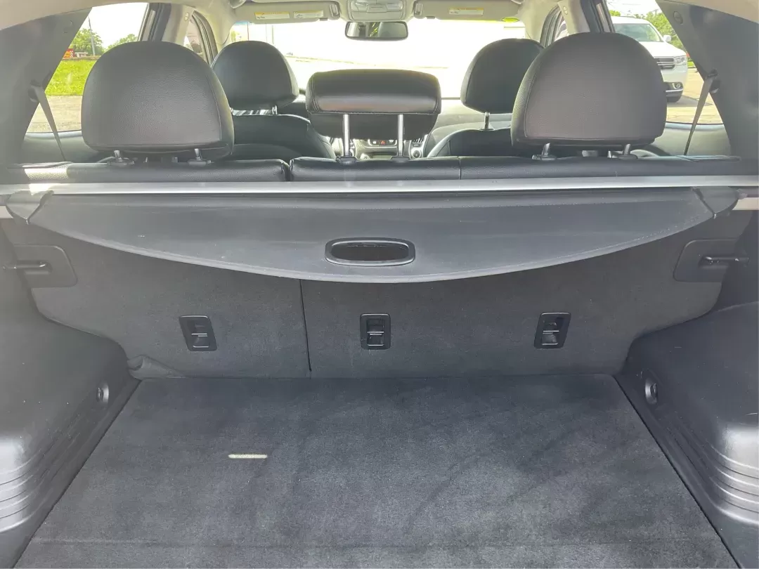 2013 Hyundai Tucson Limited (KM8JUCAC4DU) with an Other engine, located at 1184 Kauffman Ave, Fairborn, OH, 45324, (937) 908-9800, 39.807072, -84.030914 - Photo#11