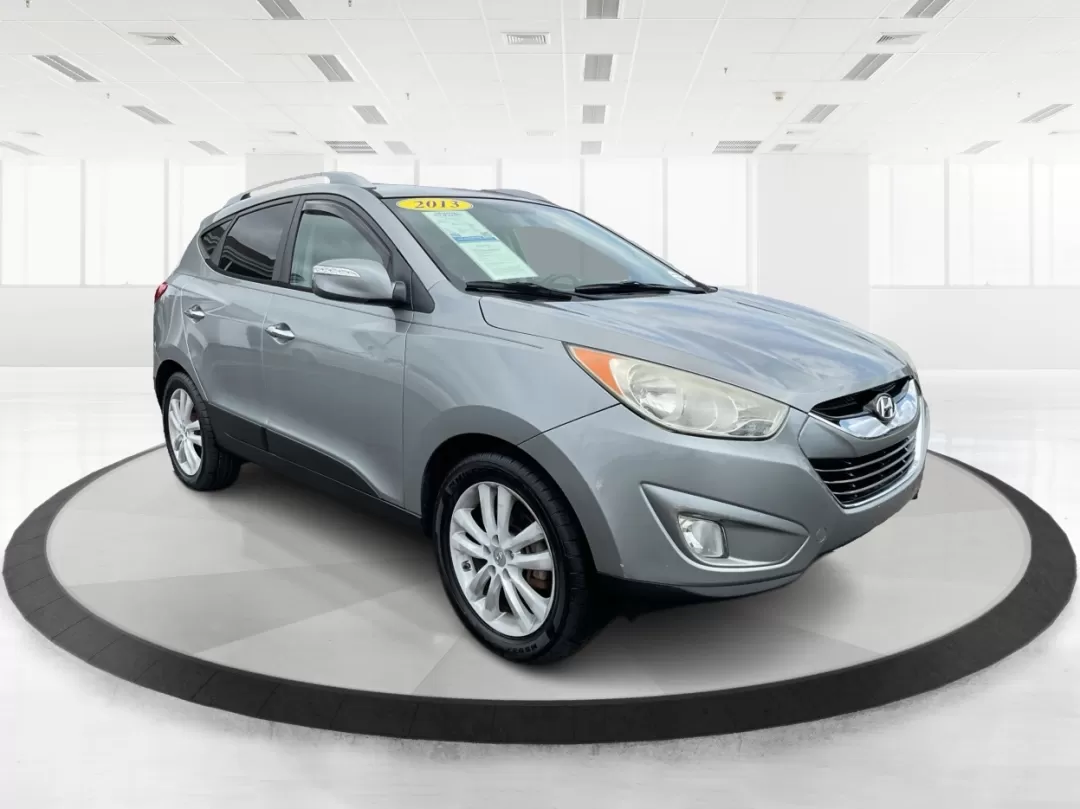 2013 Hyundai Tucson Limited (KM8JUCAC4DU) with an Other engine, located at 1230 East Main St, Xenia, OH, 45385, (937) 908-9800, 39.688026, -83.910172 - **Discover Your New Adventure Vehicle: 2013 Hyundai Tucson Limited at Advantage Car and Credit!** <br /> <br /> Are you searching for the perfect SUV that combines style, comfort, and versatility? Look no further than this striking 2013 Hyundai Tucson Limited, located right here at Advantage Car an - Photo#0