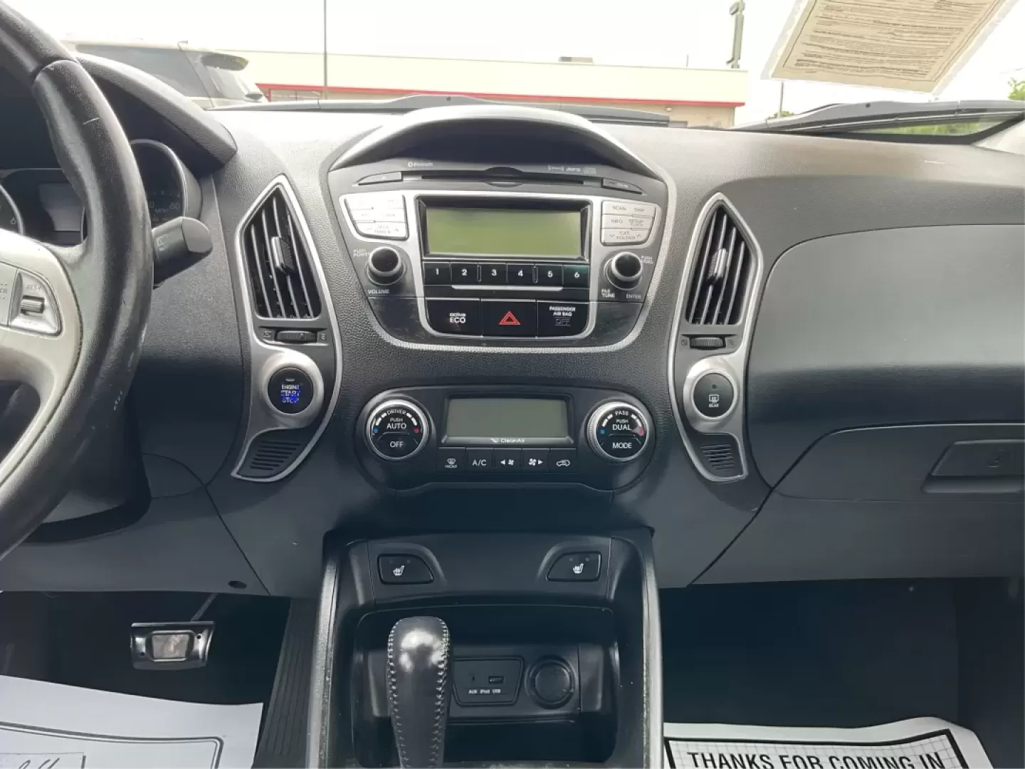 2013 Hyundai Tucson Limited (KM8JUCAC4DU) with an Other engine, located at 1230 East Main St, Xenia, OH, 45385, (937) 908-9800, 39.688026, -83.910172 - **Discover Your New Adventure Vehicle: 2013 Hyundai Tucson Limited at Advantage Car and Credit!** <br /> <br /> Are you searching for the perfect SUV that combines style, comfort, and versatility? Look no further than this striking 2013 Hyundai Tucson Limited, located right here at Advantage Car an - Photo#10