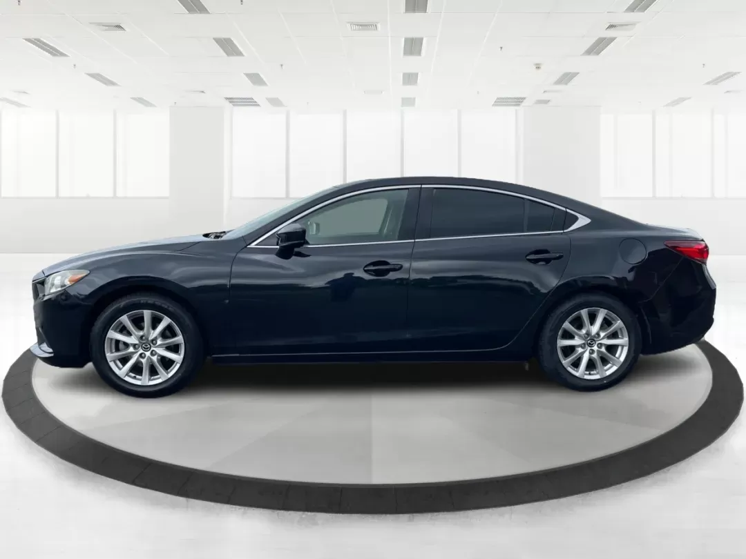 2017 Mazda Mazda6 Sport (JM1GL1U58H1) with an SKYACTIV-G 2.5L I-4 gasoline direct injection engine, located at 4508 South Dixie Dr, Moraine, OH, 45439, (937) 908-9800, 39.689976, -84.218452 - Photo#5