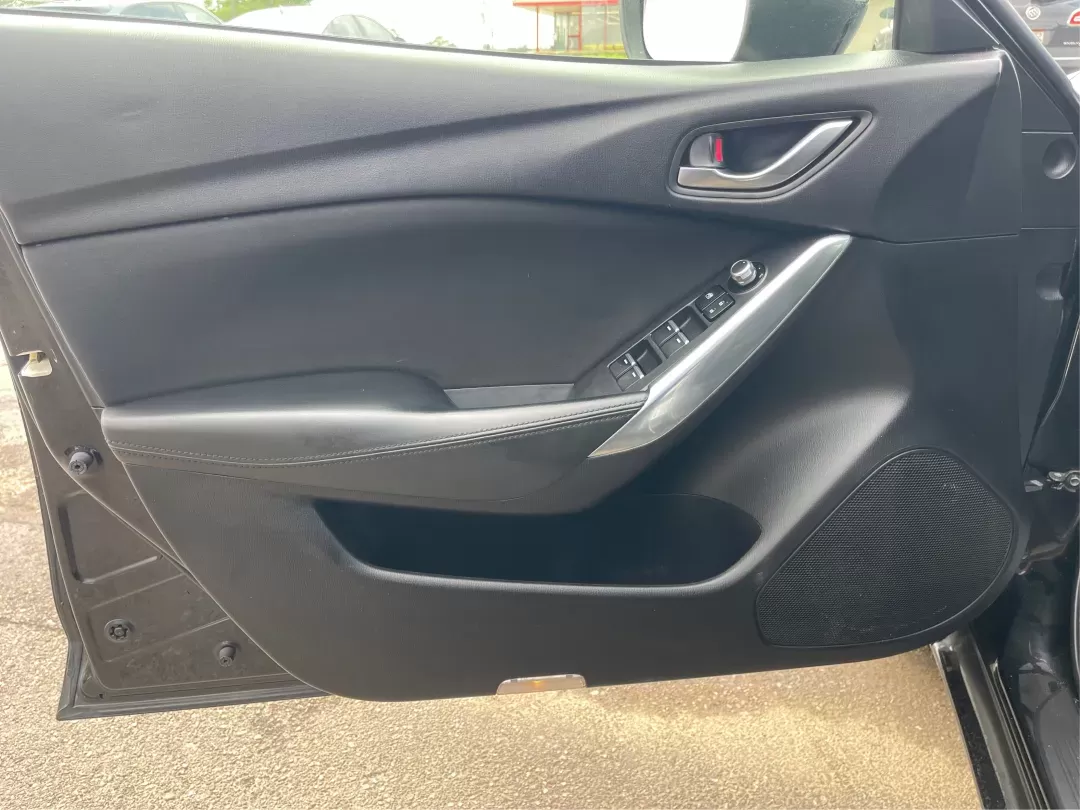 2017 Mazda Mazda6 Sport (JM1GL1U58H1) with an SKYACTIV-G 2.5L I-4 gasoline direct injection engine, located at 4508 South Dixie Dr, Moraine, OH, 45439, (937) 908-9800, 39.689976, -84.218452 - Photo#17