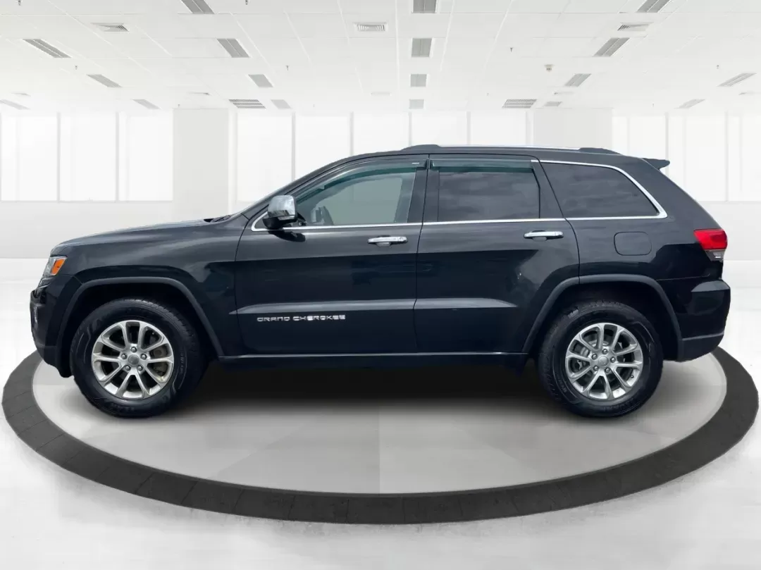 2014 Jeep Grand Cherokee Limited (1C4RJFBG9EC) with an Other engine, located at 401 Woodman Dr, Riverside, OH, 45431, (937) 908-9800, 39.760899, -84.123421 - **Elevate Your Adventures with the 2014 Jeep Grand Cherokee Limited! Perfect for Families and Explorers Alike!**<br /> <br /> Are you ready to take your road trips, commutes, or family outings to the next level? The 2014 Jeep Grand Cherokee Limited is the perfect SUV for those seeking adventure, com - Photo#5