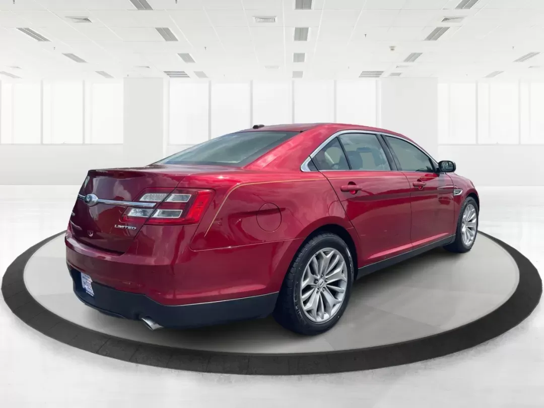 2015 Ford Taurus Limited (1FAHP2F84FG) with an Other engine, located at 4508 South Dixie Dr, Moraine, OH, 45439, (937) 908-9800, 39.689976, -84.218452 - **Discover the Perfect Blend of Comfort and Reliability with the 2015 Ford Taurus Limited at Advantage Car and Credit!**<br /> <br /> Are you in search of a dependable sedan that can handle the demands of daily life while also providing a touch of luxury? Look no further than our 2015 Ford Taurus Li - Photo#2