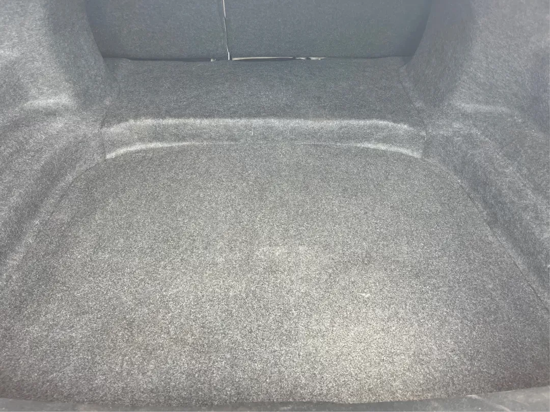 2015 Ford Taurus Limited (1FAHP2F84FG) with an Other engine, located at 4508 South Dixie Dr, Moraine, OH, 45439, (937) 908-9800, 39.689976, -84.218452 - **Discover the Perfect Blend of Comfort and Reliability with the 2015 Ford Taurus Limited at Advantage Car and Credit!**<br /> <br /> Are you in search of a dependable sedan that can handle the demands of daily life while also providing a touch of luxury? Look no further than our 2015 Ford Taurus Li - Photo#10