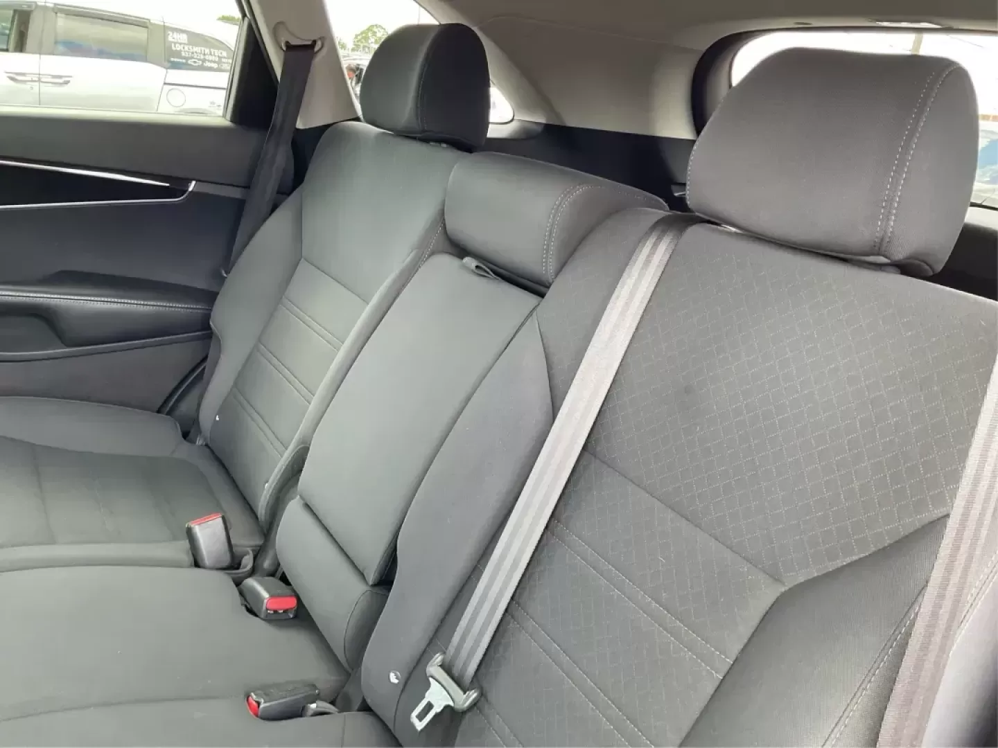 2016 Kia Sorento 2.4L LX (5XYPG4A39GG) with an 2.4L I-4 gasoline direct injection engine, located at 401 Woodman Dr, Riverside, OH, 45431, (937) 908-9800, 39.760899, -84.123421 - Photo#9