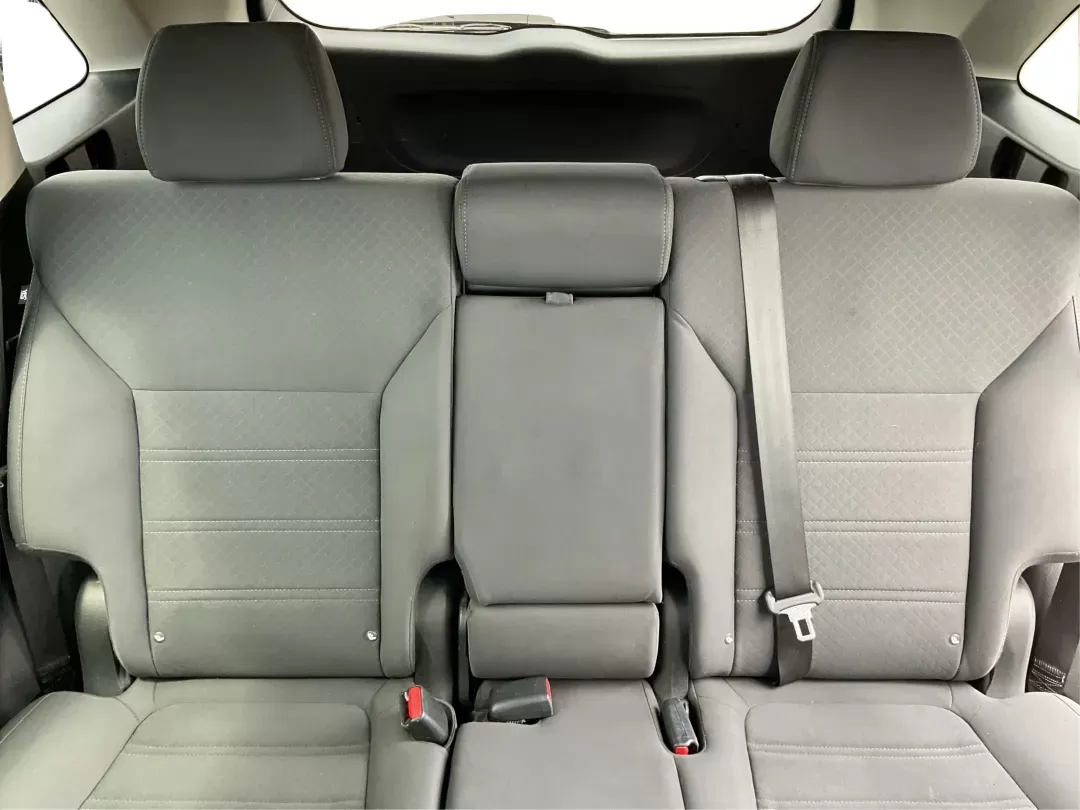 2016 Kia Sorento 2.4L LX (5XYPG4A39GG) with an 2.4L I-4 gasoline direct injection engine, located at 401 Woodman Dr, Riverside, OH, 45431, (937) 908-9800, 39.760899, -84.123421 - Photo#13