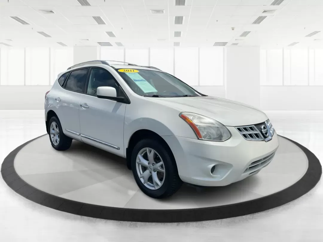 photo of 2011 Nissan Rogue SV