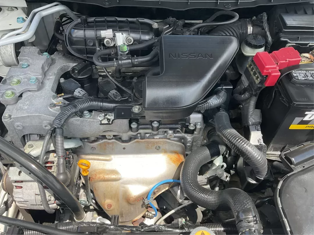 2011 Nissan Rogue SV (JN8AS5MT9BW) with an 2.5L I-4 DOHC engine, located at 401 Woodman Dr, Riverside, OH, 45431, (937) 908-9800, 39.760899, -84.123421 - Photo#10