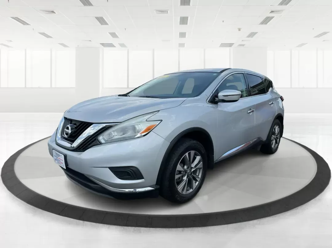 2017 Nissan Murano S AWD (5N1AZ2MH6HN) with an 3.5L V6 DOHC 24V engine, Continuously Variable Transmission transmission, located at 1184 Kauffman Ave, Fairborn, OH, 45324, (937) 908-9800, 39.807072, -84.030914 - **Adventure Awaits with the 2017 Nissan Murano S AWD at Advantage Car and Credit!**<br /> <br /> If you're in the market for a stylish and dependable SUV that can elevate your daily commute or weekend adventures, look no further than this stunning 2017 Nissan Murano S AWD, currently available at Adv - Photo#7