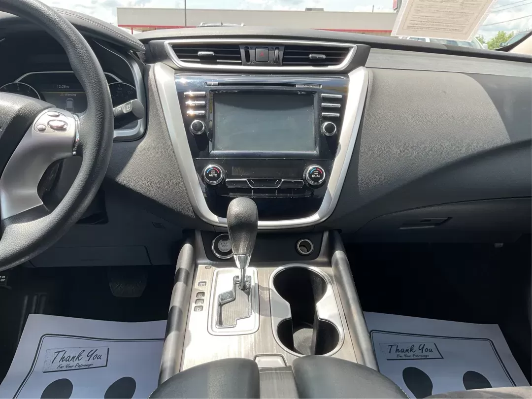 2017 Nissan Murano S AWD (5N1AZ2MH6HN) with an 3.5L V6 DOHC 24V engine, Continuously Variable Transmission transmission, located at 1184 Kauffman Ave, Fairborn, OH, 45324, (937) 908-9800, 39.807072, -84.030914 - **Adventure Awaits with the 2017 Nissan Murano S AWD at Advantage Car and Credit!**<br /> <br /> If you're in the market for a stylish and dependable SUV that can elevate your daily commute or weekend adventures, look no further than this stunning 2017 Nissan Murano S AWD, currently available at Adv - Photo#12