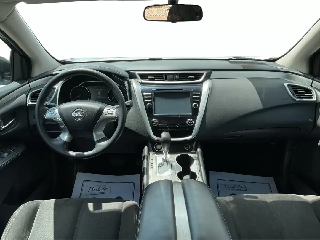 2017 Nissan Murano S AWD (5N1AZ2MH6HN) with an 3.5L V6 DOHC 24V engine, Continuously Variable Transmission transmission, located at 1184 Kauffman Ave, Fairborn, OH, 45324, (937) 908-9800, 39.807072, -84.030914 - **Adventure Awaits with the 2017 Nissan Murano S AWD at Advantage Car and Credit!**<br /> <br /> If you're in the market for a stylish and dependable SUV that can elevate your daily commute or weekend adventures, look no further than this stunning 2017 Nissan Murano S AWD, currently available at Adv - Photo#18