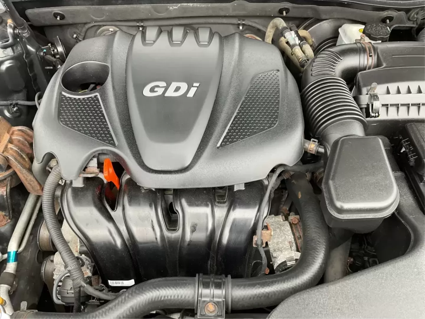2013 Kia Optima LX (5XXGM4A72DG) with an 2.4L I-4 gasoline direct injection engine, located at 401 Woodman Dr, Riverside, OH, 45431, (937) 908-9800, 39.760899, -84.123421 - Photo#9