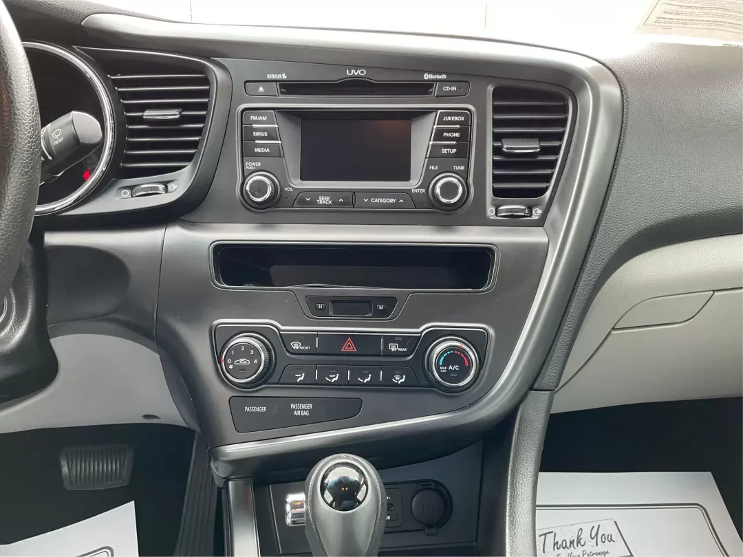2013 Kia Optima LX (5XXGM4A72DG) with an 2.4L I-4 gasoline direct injection engine, located at 401 Woodman Dr, Riverside, OH, 45431, (937) 908-9800, 39.760899, -84.123421 - Photo#11