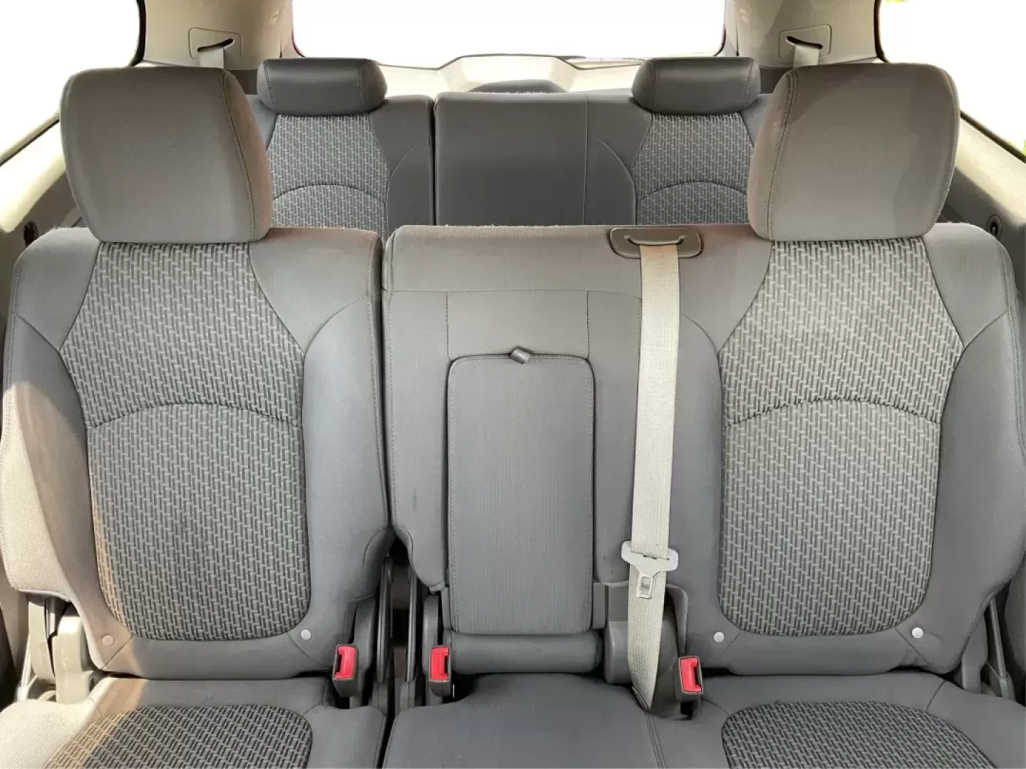 2012 Chevrolet Traverse 1LT (1GNKRGED8CJ) with an 3.6L V-6 gasoline direct injection engine, located at 4508 South Dixie Dr, Moraine, OH, 45439, (937) 908-9800, 39.689976, -84.218452 - Photo#12