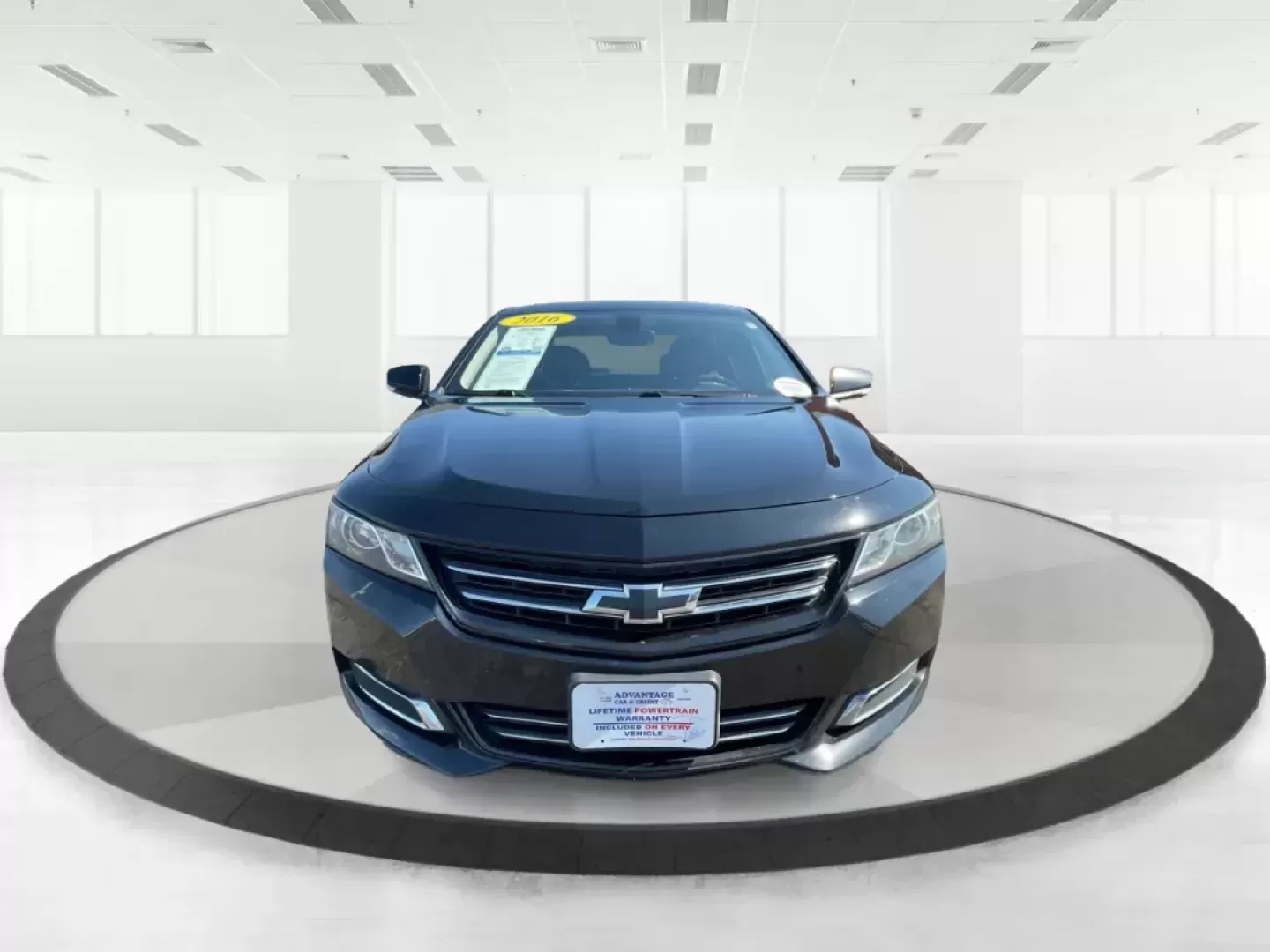 2016 Chevrolet Impala LT (2G1115S37G9) with an 3.6L V-6 gasoline direct injection engine, located at 880 E. National Road, Vandalia, OH, 45377, (937) 908-9800, 39.891918, -84.183594 - Photo#6