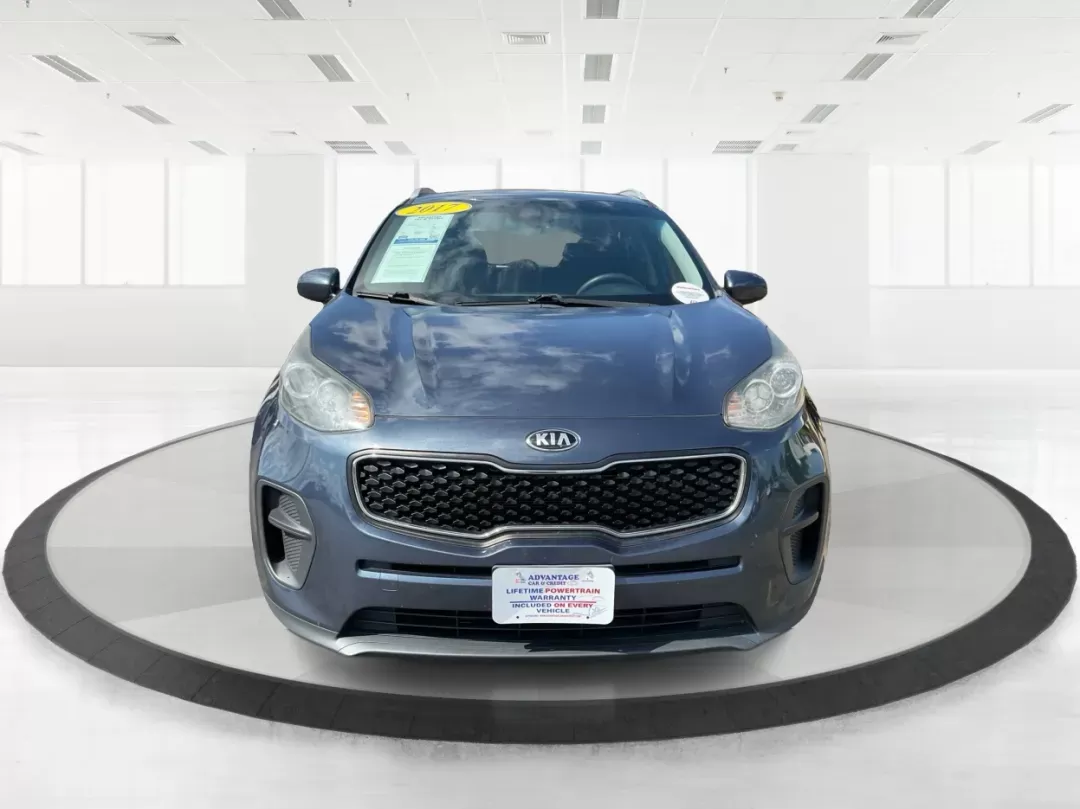 2017 Kia Sportage LX (KNDPM3ACXH7) with an Theta II 2.4L I-4 gasoline direct injection engine, located at 8750 N County Rd 25A, Piqua, OH, 45356, (937) 908-9800, 40.164391, -84.232513 - **Explore the Open Road in the 2017 Kia Sportage LX: Your Ideal Crossover for Every Adventure!**<br /> <br /> Are you ready to transform your daily commute or weekend getaway? The 2017 Kia Sportage LX, available now at Advantage Car and Credit in Fairborn, OH, is not just a vehicle; it's your ticket - Photo#6