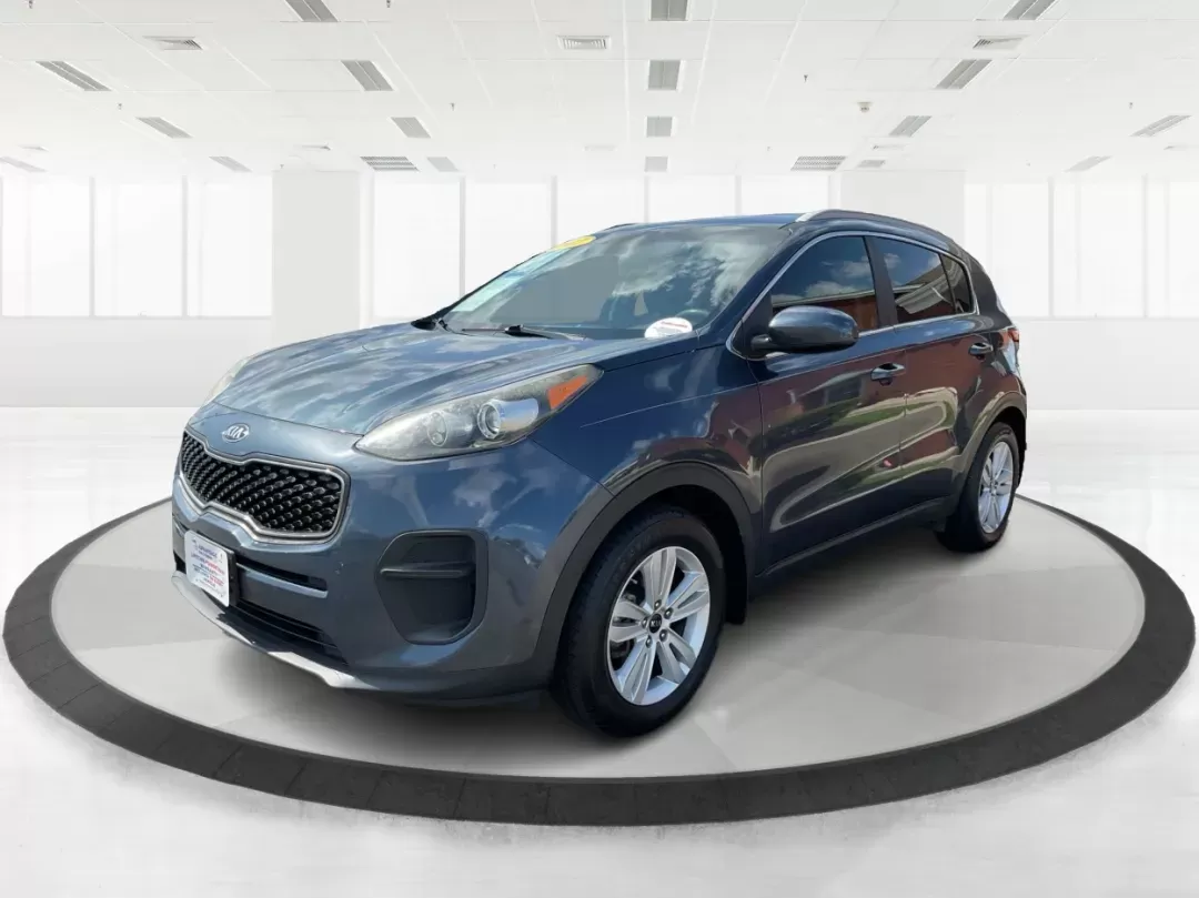 2017 Kia Sportage LX (KNDPM3ACXH7) with an Theta II 2.4L I-4 gasoline direct injection engine, located at 8750 N County Rd 25A, Piqua, OH, 45356, (937) 908-9800, 40.164391, -84.232513 - **Explore the Open Road in the 2017 Kia Sportage LX: Your Ideal Crossover for Every Adventure!**<br /> <br /> Are you ready to transform your daily commute or weekend getaway? The 2017 Kia Sportage LX, available now at Advantage Car and Credit in Fairborn, OH, is not just a vehicle; it's your ticket - Photo#7