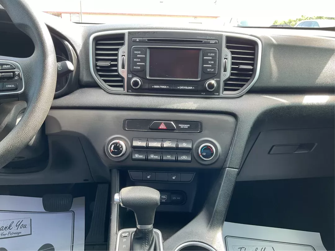 2017 Kia Sportage LX (KNDPM3ACXH7) with an Theta II 2.4L I-4 gasoline direct injection engine, located at 8750 N County Rd 25A, Piqua, OH, 45356, (937) 908-9800, 40.164391, -84.232513 - **Explore the Open Road in the 2017 Kia Sportage LX: Your Ideal Crossover for Every Adventure!**<br /> <br /> Are you ready to transform your daily commute or weekend getaway? The 2017 Kia Sportage LX, available now at Advantage Car and Credit in Fairborn, OH, is not just a vehicle; it's your ticket - Photo#12