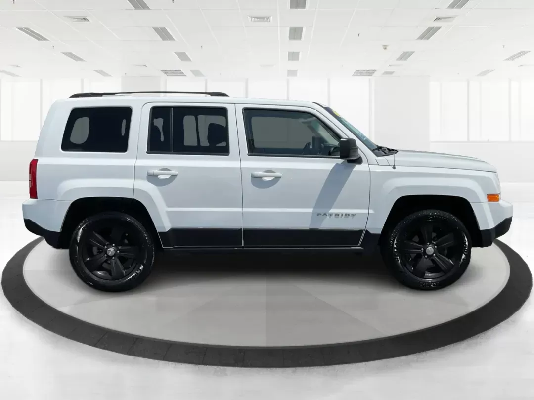 2016 Jeep Patriot Sport (1C4NJRBB2GD) with an 2.4L I-4 DOHC engine, located at 401 Woodman Dr, Riverside, OH, 45431, (937) 908-9800, 39.760899, -84.123421 - **Adventure Awaits with the 2016 Jeep Patriot Sport Perfect for Your Next Journey!**<br /> <br /> Are you ready to embrace the open road and explore new horizons? At Advantage Car and Credit, located at 1184 Kauffman Ave, Fairborn, OH 45324, we have the perfect vehicle to match your adventurous spi - Photo#1