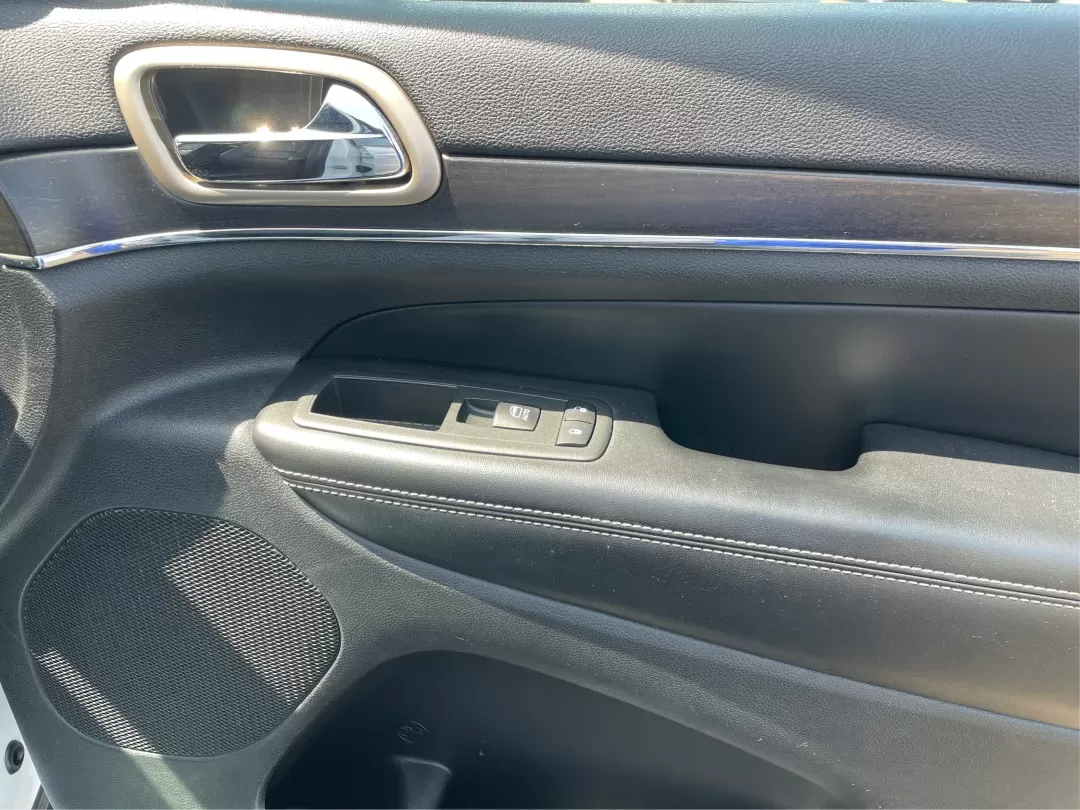 2014 Jeep Grand Cherokee Limited (1C4RJFBG6EC) with an Other engine, located at 8750 N County Rd 25A, Piqua, OH, 45356, (937) 908-9800, 40.164391, -84.232513 - **Adventure Awaits with the 2014 Jeep Grand Cherokee Limited Perfect for Families and Weekend Warriors!**<br /> <br /> Are you looking for a versatile SUV that can handle everything from daily commutes to spontaneous road trips? Look no further! The 2014 Jeep Grand Cherokee Limited, available at Ad - Photo#19