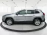 2017 Jeep Cherokee Limited 4x4 (1C4PJMDB5HW) with an Other engine, located at 4508 South Dixie Dr, Moraine, OH, 45439, (937) 908-9800, 39.689976, -84.218452 - Photo#5